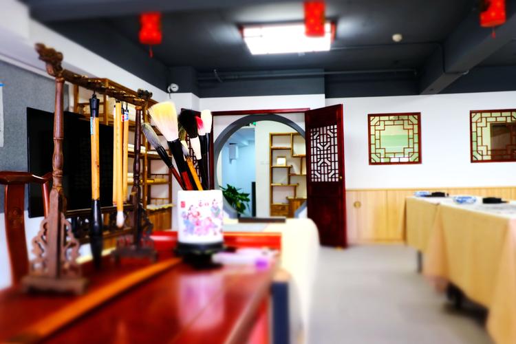北京風雅萬殊教育咨詢 以匠心致教育，以專業啟未來